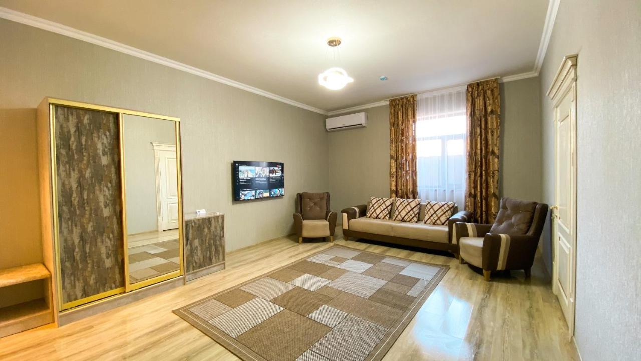 Golden Ray Hotel Turkistan Exterior photo